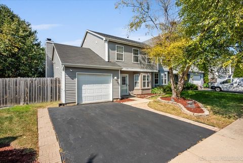 Tiny photo for 126 Pinehurst Drive, Mundelein, IL 60060 (MLS # 12470835)