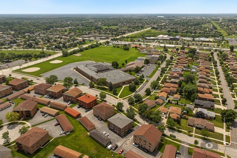 Tiny photo for 8148 169th Street #3E, Tinley Park, IL 60477 (MLS # 12702899)