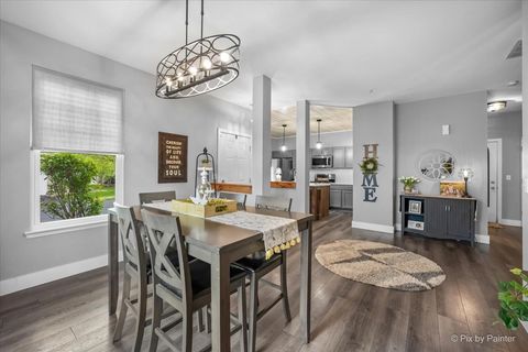 Tiny photo for North Aurora, IL 60542 (MLS # 12621742)