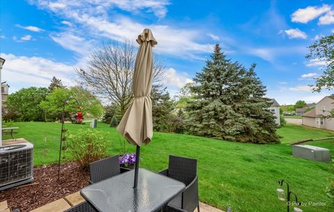 Tiny photo for North Aurora, IL 60542 (MLS # 12621742)