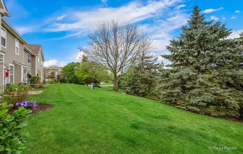 Tiny photo for North Aurora, IL 60542 (MLS # 12621742)