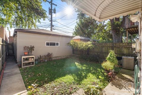 Tiny photo for 4629 S LAFLIN Street, Chicago, IL 60609 (MLS # 12505329)