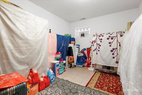 Tiny photo for 4629 S LAFLIN Street, Chicago, IL 60609 (MLS # 12505329)