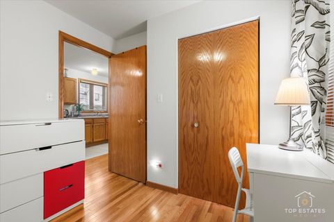 Tiny photo for 4629 S LAFLIN Street, Chicago, IL 60609 (MLS # 12505329)