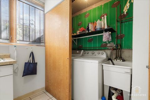 Tiny photo for 4629 S LAFLIN Street, Chicago, IL 60609 (MLS # 12505329)