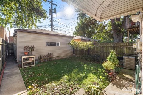 Tiny photo for 4629 S LAFLIN Street, Chicago, IL 60609 (MLS # 12505329)