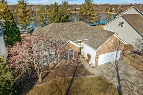 Tiny photo for 704 Lake Ridge Drive, South Elgin, IL 60177 (MLS # 12583652)