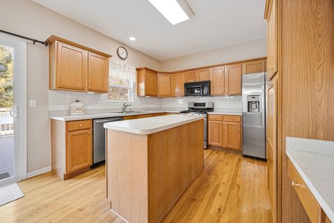 Tiny photo for 704 Lake Ridge Drive, South Elgin, IL 60177 (MLS # 12583652)