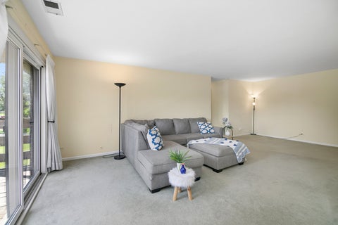 Tiny photo for 462 Raintree Drive #2A, Glen Ellyn, IL 60137 (MLS # 12784358)