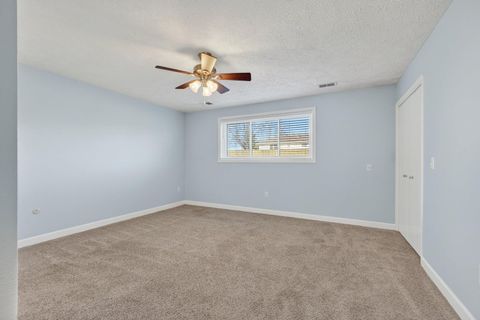 Tiny photo for 4195 Fairview Drive #4, Bettendorf, IA 52722 (MLS # 12577892)