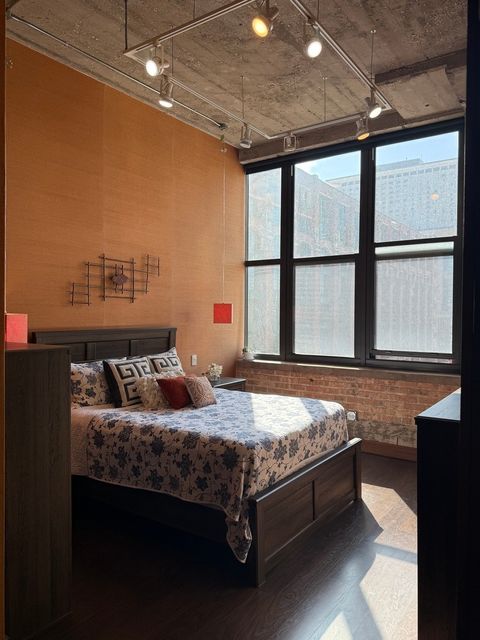 Tiny photo for 320 E 21st Street #411, Chicago, IL 60616 (MLS # 12591595)