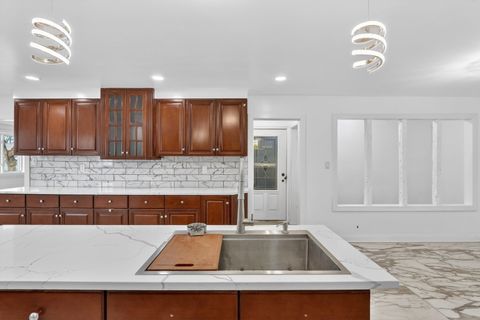 Tiny photo for 3229 Blackstone Avenue, Rockford, IL 61101 (MLS # 12619737)