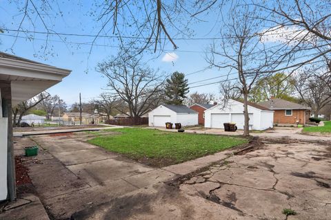 Tiny photo for 3229 Blackstone Avenue, Rockford, IL 61101 (MLS # 12619737)