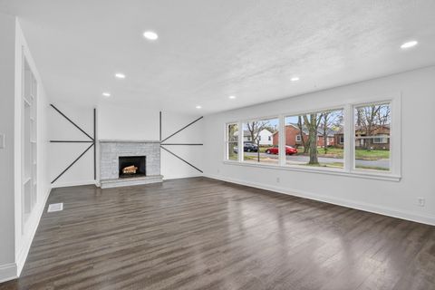 Tiny photo for 3229 Blackstone Avenue, Rockford, IL 61101 (MLS # 12619737)