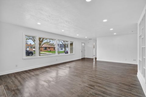 Tiny photo for 3229 Blackstone Avenue, Rockford, IL 61101 (MLS # 12619737)