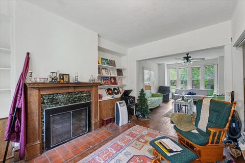Tiny photo for 801 W Nevada Street, Urbana, IL 61801 (MLS # 12678649)
