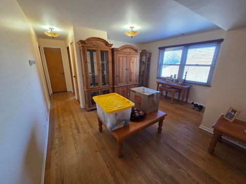 Tiny photo for 5048 N Nottingham Avenue, Chicago, IL 60656 (MLS # 12502852)