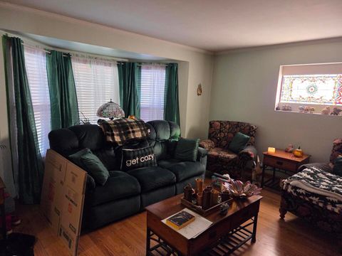 Tiny photo for 5048 N Nottingham Avenue, Chicago, IL 60656 (MLS # 12502852)