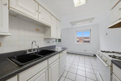 Tiny photo for 8343 S King Drive #3B, Chicago, IL 60619 (MLS # 12726935)