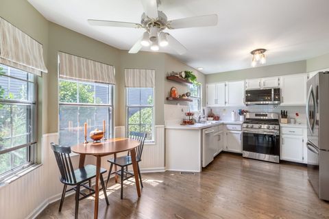 Tiny photo for 1041 Dartmouth Drive, Bartlett, IL 60103 (MLS # 12442490)