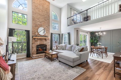 Tiny photo for 1041 Dartmouth Drive, Bartlett, IL 60103 (MLS # 12442490)