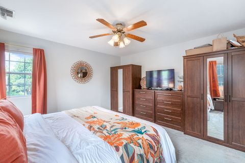 Tiny photo for 1041 Dartmouth Drive, Bartlett, IL 60103 (MLS # 12442490)