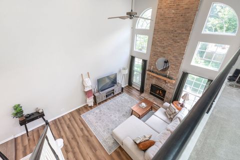 Tiny photo for 1041 Dartmouth Drive, Bartlett, IL 60103 (MLS # 12442490)