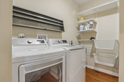 Tiny photo for 27 Harborside Way, Hawthorn Woods, IL 60047 (MLS # 12744228)
