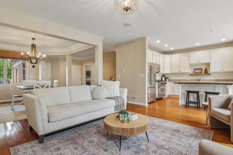 Tiny photo for 27 Harborside Way, Hawthorn Woods, IL 60047 (MLS # 12744228)
