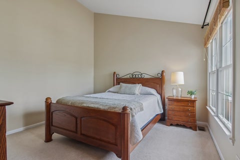 Tiny photo for 27 Harborside Way, Hawthorn Woods, IL 60047 (MLS # 12744228)