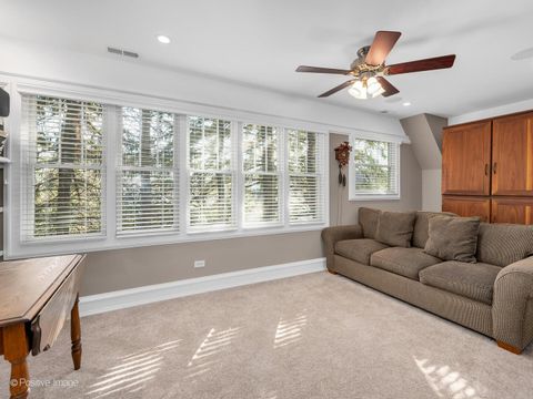 Tiny photo for 333 Kenmore Avenue, Elmhurst, IL 60126 (MLS # 12583453)