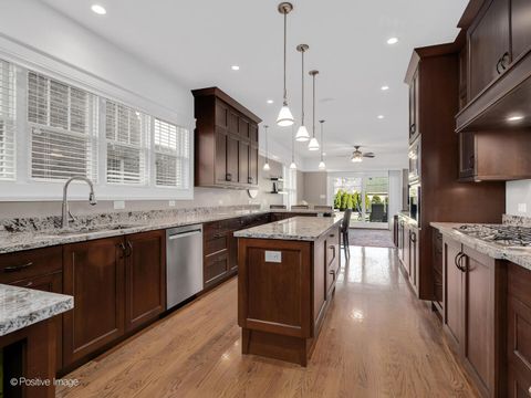 Tiny photo for 333 Kenmore Avenue, Elmhurst, IL 60126 (MLS # 12583453)