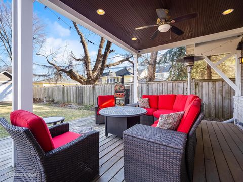 Tiny photo for 333 Kenmore Avenue, Elmhurst, IL 60126 (MLS # 12583453)