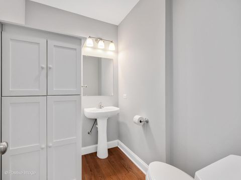 Tiny photo for 333 Kenmore Avenue, Elmhurst, IL 60126 (MLS # 12583453)