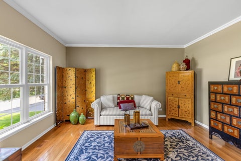 Tiny photo for 4 Sherwood Court, Lake In The Hills, IL 60156 (MLS # 12590712)