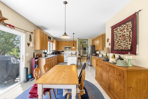 Tiny photo for 4 Sherwood Court, Lake In The Hills, IL 60156 (MLS # 12590712)