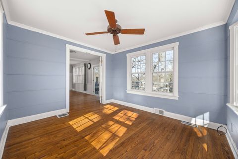 Tiny photo for 501 Ski Hill Road, Fox River Grove, IL 60021 (MLS # 12601253)