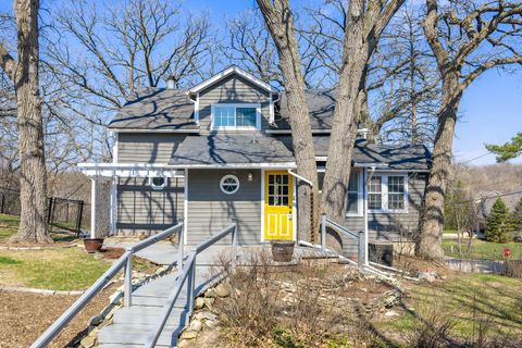 Tiny photo for 501 Ski Hill Road, Fox River Grove, IL 60021 (MLS # 12601253)