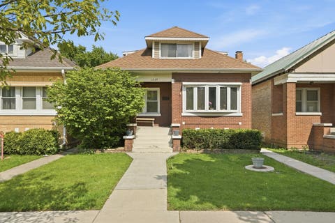 Tiny photo for 1229 Maple Avenue, Berwyn, IL 60402 (MLS # 12718121)