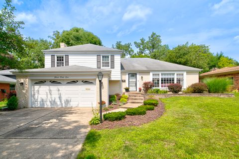 416 S Royal Court Palatine IL 60067