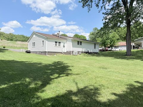 Tiny photo for 345 E Fords Ferry Road, Cave In Rock, IL 62919 (MLS # 12629866)
