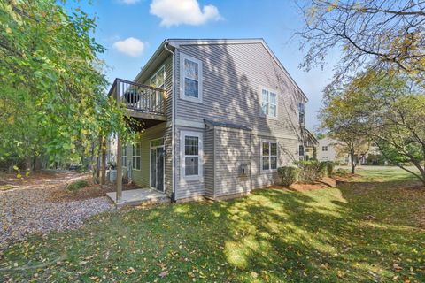 Tiny photo for 1317 Brookdale Drive #1317, Carpentersville, IL 60110 (MLS # 12498297)