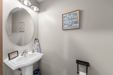 Tiny photo for 1989 Waverly Way, Montgomery, IL 60538 (MLS # 12600940)