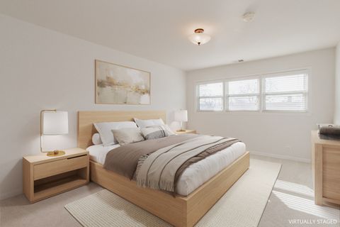 Tiny photo for 710 Oakton Street #304, Evanston, IL 60202 (MLS # 12579366)