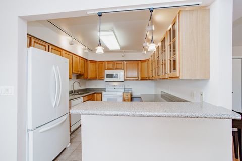 Tiny photo for 710 Oakton Street #304, Evanston, IL 60202 (MLS # 12579366)