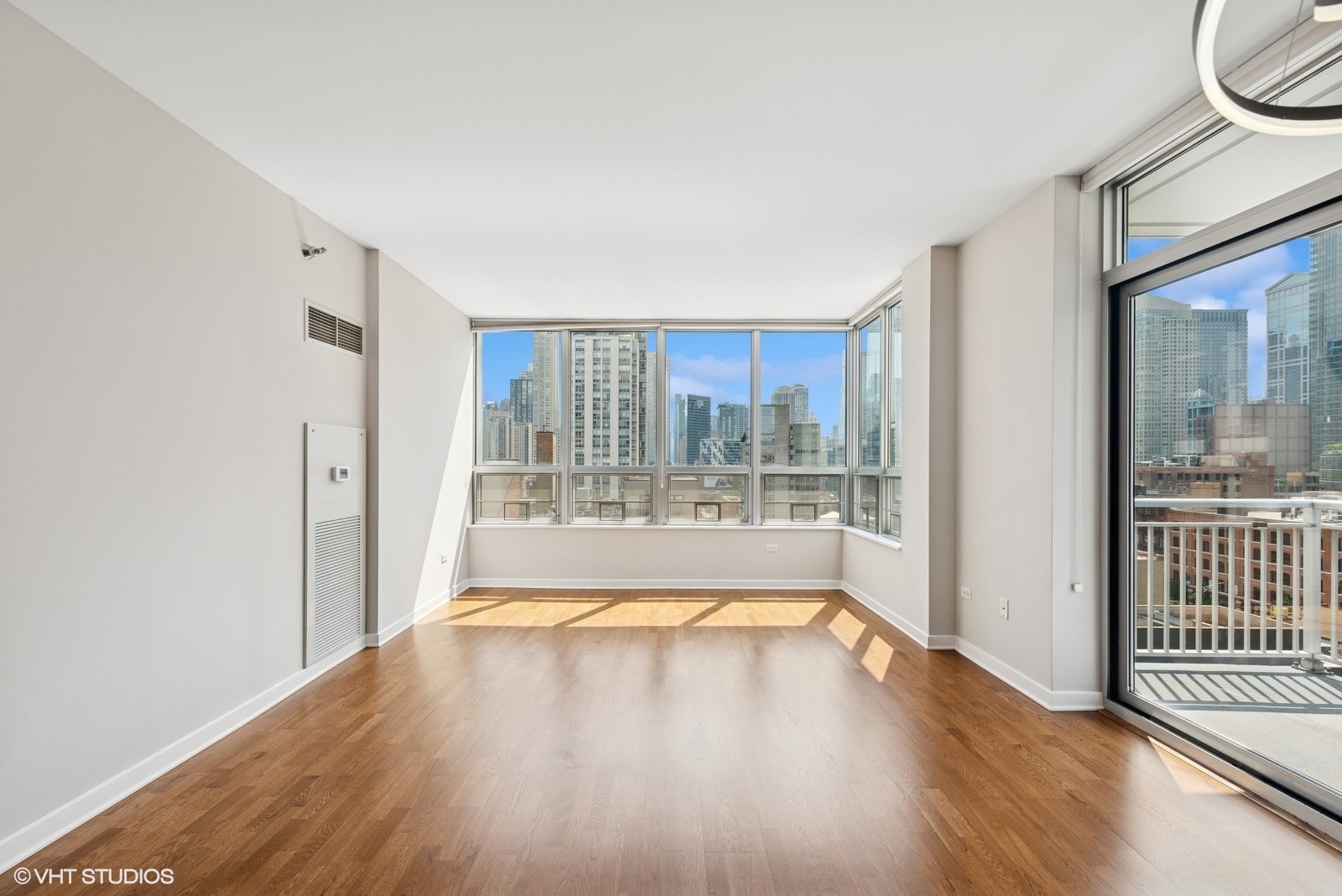 330 W Grand Avenue 1101