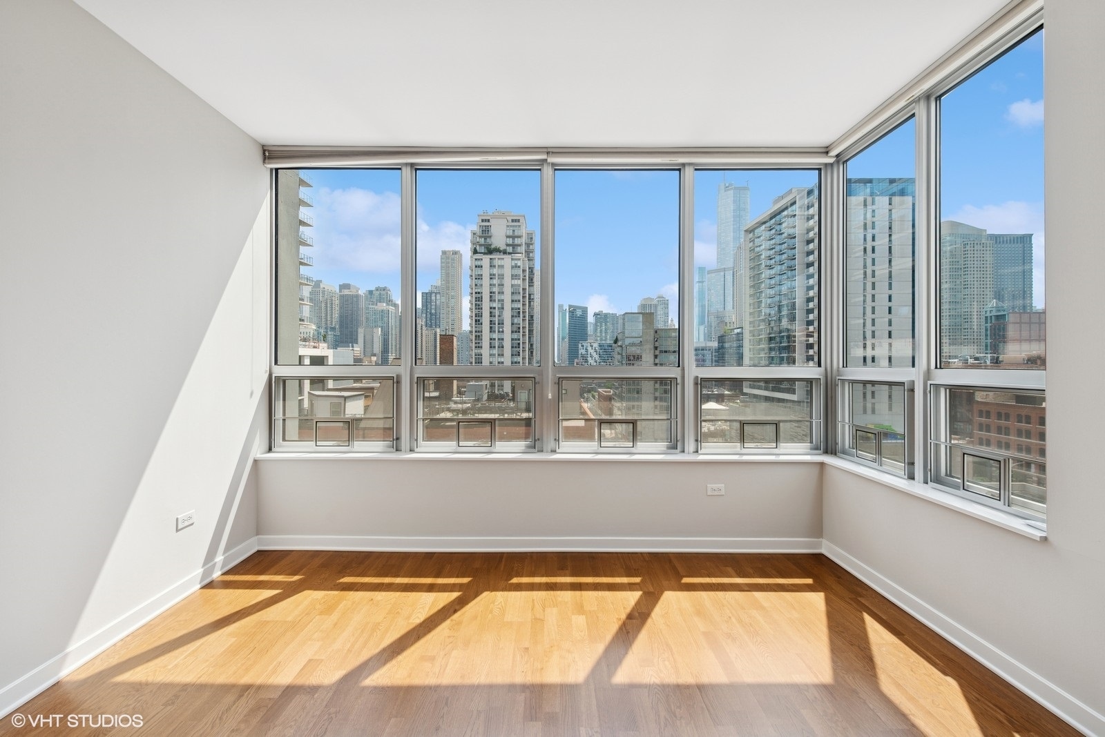 330 W Grand Avenue 1101