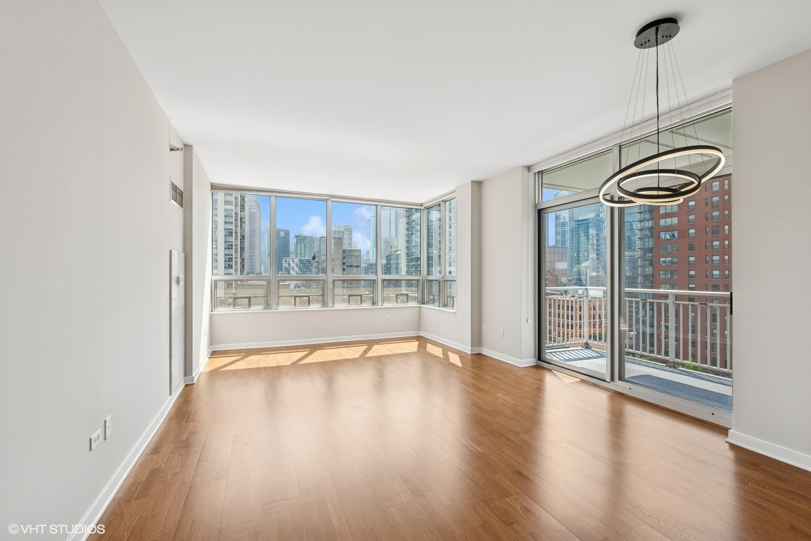 330 W Grand Avenue 1101