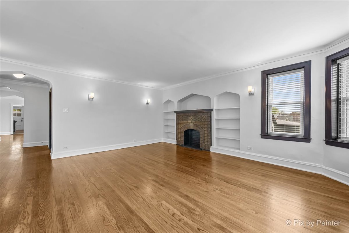 2252 W Winnemac Avenue 1E