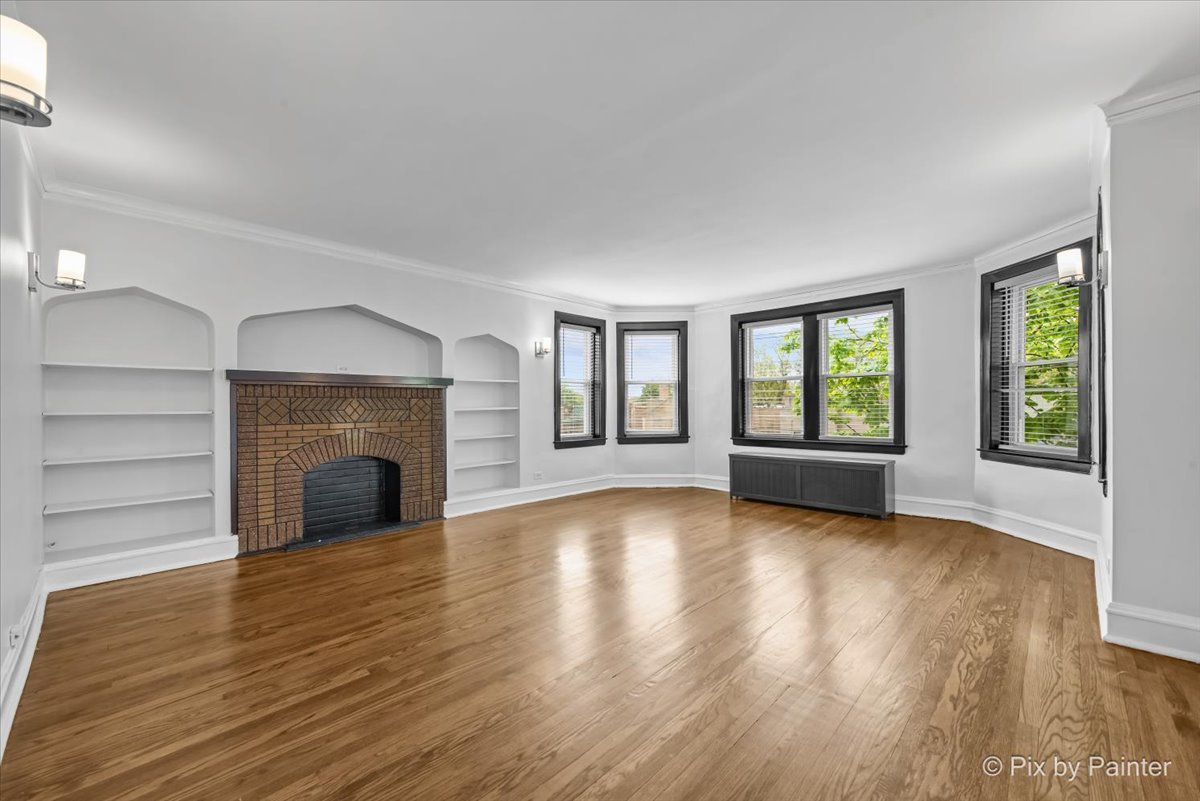 2252 W Winnemac Avenue 1E